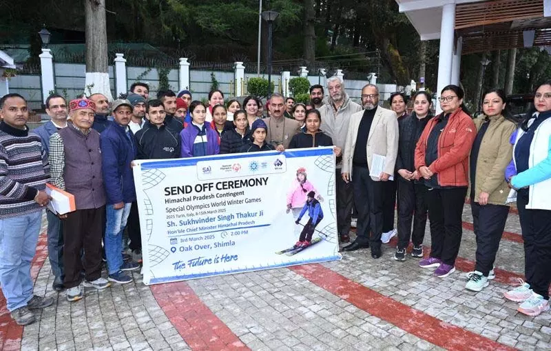 सुखु ने इटली में विशेष ओलंपिक के लिए एथलीटों को रवाना किया सुखु ने इटली में विशेष ओलंपिक के लिए एथलीटों को रवाना किया