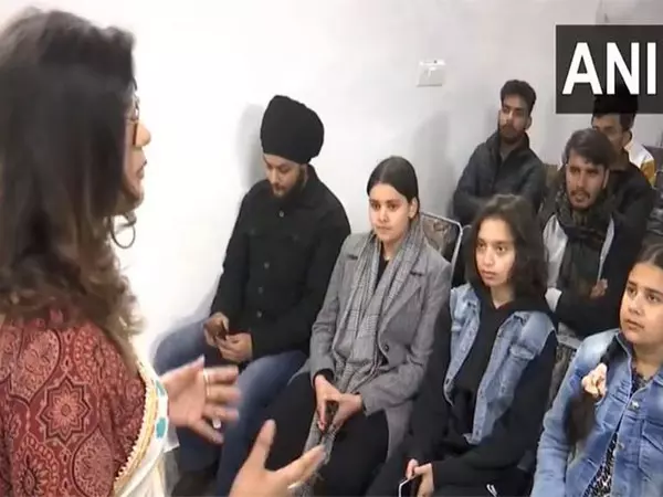 Rajouri में द ऑफिसर्स आईएएस खुला, सुलभ यूपीएससी कोचिंग की पेशकश Rajouri में द ऑफिसर्स आईएएस खुला, सुलभ यूपीएससी कोचिंग की पेशकश
