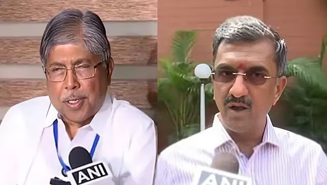 महाराष्ट्र सरकार ने फिर छेड़ा सीमा विवाद: सीमा की निगरानी के लिए दो मंत्री नियुक्त महाराष्ट्र सरकार ने फिर छेड़ा सीमा विवाद: सीमा की निगरानी के लिए दो मंत्री नियुक्त