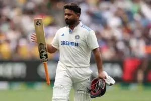 पंत को कमबैक ऑफ द ईयर पुरस्कार के लिए नामांकित किया गया पंत को कमबैक ऑफ द ईयर पुरस्कार के लिए नामांकित किया गया