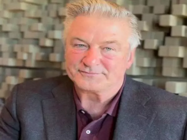 Alec Baldwin ने किम बेसिंगर से अपने तलाक के बारे में सबसे अफसोसजनक बातों में से एक साझा की Alec Baldwin ने किम बेसिंगर से अपने तलाक के बारे में सबसे अफसोसजनक बातों में से एक साझा की