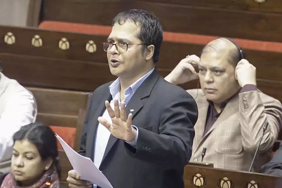 Trinamul: डुप्लीकेट मतदाता पहचान पत्र पर चुनाव आयोग का स्पष्टीकरण चुनाव आयोग के नियमों के खिलाफ Trinamul: डुप्लीकेट मतदाता पहचान पत्र पर चुनाव आयोग का स्पष्टीकरण चुनाव आयोग के नियमों के खिलाफ