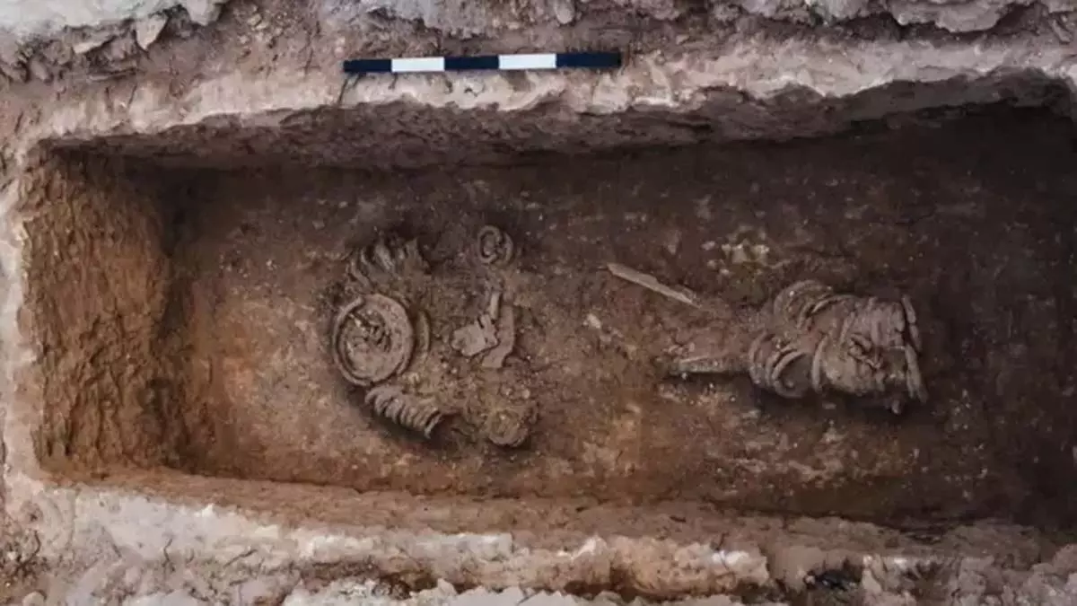 SCIENCE: यरूशलेम में जंजीरों में बंधा 1,500 साल पुराना कंकाल मिला SCIENCE: यरूशलेम में जंजीरों में बंधा 1,500 साल पुराना कंकाल मिला