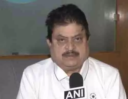औरंगजेब पर अबू आज़मी की टिप्पणी पर BJP के एन रामचंदर राव ने कही ये बात औरंगजेब पर अबू आज़मी की टिप्पणी पर BJP के एन रामचंदर राव ने कही ये बात