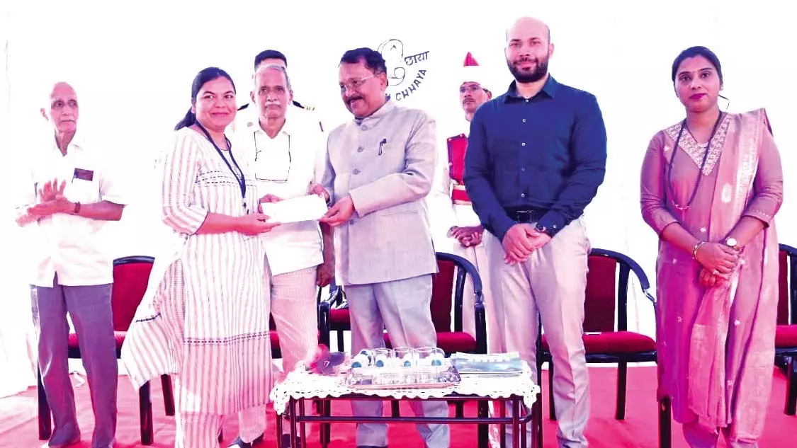 राज्यपाल PS श्रीधरन पिल्लई ने मापुसा संस्थानों का दौरा किया राज्यपाल PS श्रीधरन पिल्लई ने मापुसा संस्थानों का दौरा किया