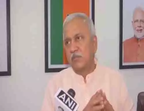 BJP के नारायणन तिरुपति ने सर्वदलीय बैठक को लेकर तमिलनाडु के सीएम स्टालिन की आलोचना की BJP के नारायणन तिरुपति ने सर्वदलीय बैठक को लेकर तमिलनाडु के सीएम स्टालिन की आलोचना की