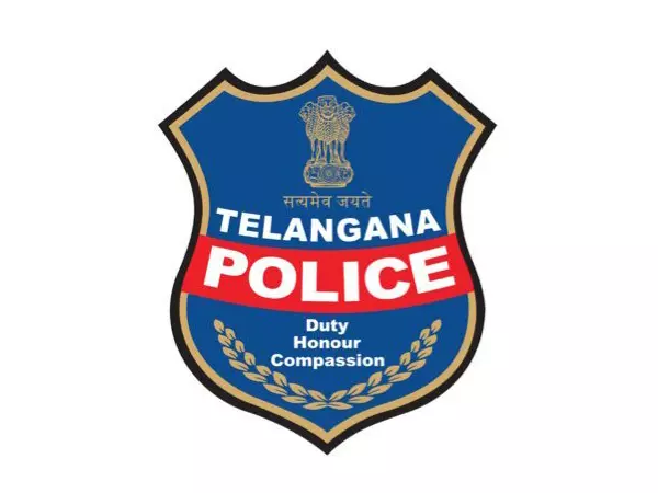 Telangana: तीन सदस्यीय गिरोह ने गैस कटर का इस्तेमाल कर एटीएम से 29 लाख रुपये लूटे Telangana: तीन सदस्यीय गिरोह ने गैस कटर का इस्तेमाल कर एटीएम से 29 लाख रुपये लूटे