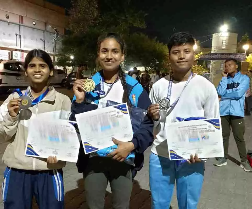 UP ग्रामीण जूनियर वेटलिफ्टिंग प्रतियोगिता संपन्न UP ग्रामीण जूनियर वेटलिफ्टिंग प्रतियोगिता संपन्न