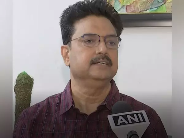 मनुस्मृति या बाबरनामा लाने की कोई योजना नहीं: DU वीसी प्रोफेसर योगेश सिंह मनुस्मृति या बाबरनामा लाने की कोई योजना नहीं: DU वीसी प्रोफेसर योगेश सिंह