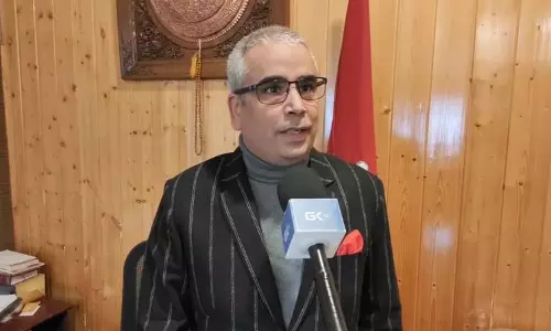 एनसी नेता ने अपने शोरूम की वापसी के बाद यूटी मॉडल की प्रणालीगत समीम पर प्रकाश डाला एनसी नेता ने अपने शोरूम की वापसी के बाद यूटी मॉडल की प्रणालीगत समीम पर प्रकाश डाला