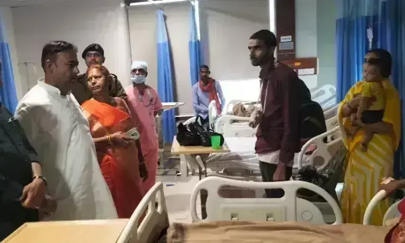 Nawada: नवादा विधायक विभा देवी ने गुंडों के जानलेवा हमले में घायल ब्राम्हण परिवार से मुलाक़ात की