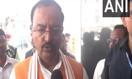 केशव मौर्य ने Akhilesh से औरंगजेब पर टिप्पणी को लेकर अबू आजमी के खिलाफ कार्रवाई करने का आग्रह किया केशव मौर्य ने Akhilesh से औरंगजेब पर टिप्पणी को लेकर अबू आजमी के खिलाफ कार्रवाई करने का आग्रह किया
