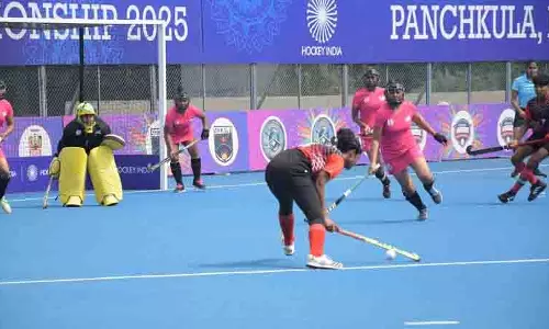Chandigarh: असम की महिला टीम ने राष्ट्रीय सीनियर हॉकी चैंपियनशिप में जीत दर्ज की Chandigarh: असम की महिला टीम ने राष्ट्रीय सीनियर हॉकी चैंपियनशिप में जीत दर्ज की