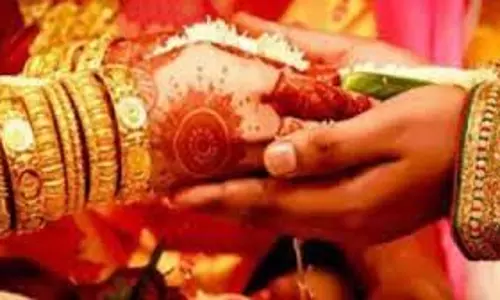 Kaushambi: कौशाम्बी जिले में शादी का एक अनोखा मामला सामने आया