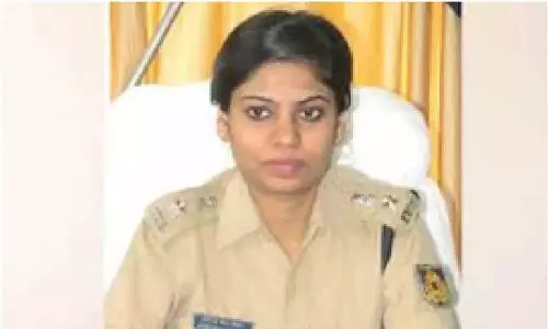 वरिष्ठ सहकर्मी पर फ़ाइलें ‘प्लांट’ करने का आरोप लगाने के बाद IPS अधिकारी का तबादला वरिष्ठ सहकर्मी पर फ़ाइलें ‘प्लांट’ करने का आरोप लगाने के बाद IPS अधिकारी का तबादला