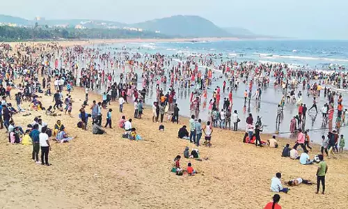Visakhapatnam: सरकार ने रुशिकोंडा बीच की सफाई पर विशेष ध्यान दिया
