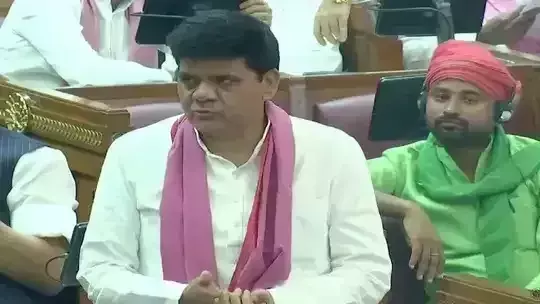 Lucknow: विधायक डॉक्टर संग्राम सिंह यादव ने विश्वविद्यालय में पीडीए की हकमारी का आरोप लगाया