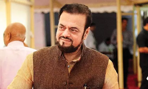 औरंगजेब की तारीफ करने वाले सपा नेता अबू आजमी ने मांगी माफी औरंगजेब की तारीफ करने वाले सपा नेता अबू आजमी ने मांगी माफी