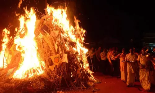 Holika Dahan की जाने सरल पूजा विधि