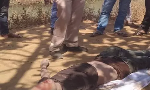 नहर से लाश बरामद, पैर फिसलने से हादसे की आशंका