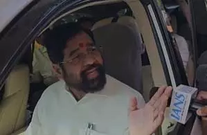 अबू आजमी ने औरंगजेब वाले बयान पर मांगी माफी, शिंदे बोले- महाराष्ट्र की जनता नहीं करेगी माफ अबू आजमी ने औरंगजेब वाले बयान पर मांगी माफी, शिंदे बोले- महाराष्ट्र की जनता नहीं करेगी माफ
