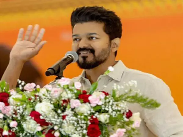 Vijay की तमिलगा वेत्री कझगम ने जनसंख्या के आधार पर संभावित परिसीमन की आलोचना की Vijay की तमिलगा वेत्री कझगम ने जनसंख्या के आधार पर संभावित परिसीमन की आलोचना की