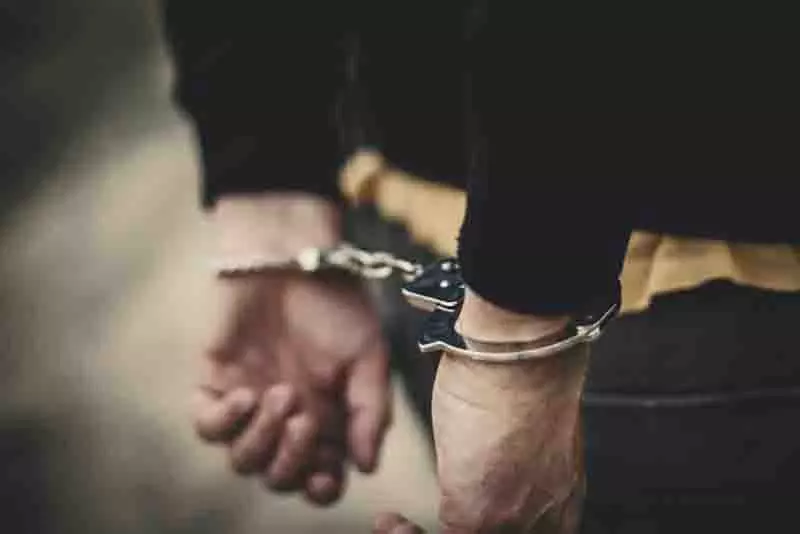Chandigarh: सरकारी अनुदान के दुरुपयोग के मामले में सतर्कता विभाग ने व्यवसायी को गिरफ्तार किया Chandigarh: सरकारी अनुदान के दुरुपयोग के मामले में सतर्कता विभाग ने व्यवसायी को गिरफ्तार किया