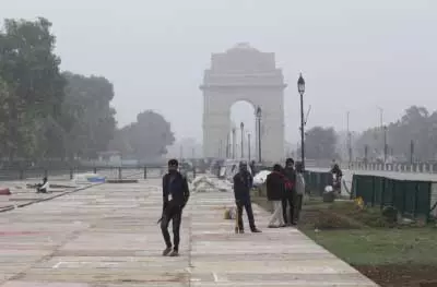 तेज हवाओं ने करवाया ठंड का एहसास, न्यूनतम पारे में भी गिरावट तेज हवाओं ने करवाया ठंड का एहसास, न्यूनतम पारे में भी गिरावट