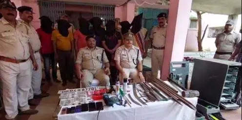 ओडिशा पुलिस ने अंतरराज्यीय एटीएम लूटने वाले गिरोह का भंडाफोड़ किया, आठ गिरफ्तार ओडिशा पुलिस ने अंतरराज्यीय एटीएम लूटने वाले गिरोह का भंडाफोड़ किया, आठ गिरफ्तार