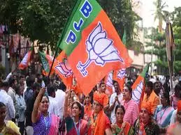 Haryana : पानीपत के 8 भाजपा नेताओं को तत्काल प्रभाव से छह साल के लिए Haryana : पानीपत के 8 भाजपा नेताओं को तत्काल प्रभाव से छह साल के लिए