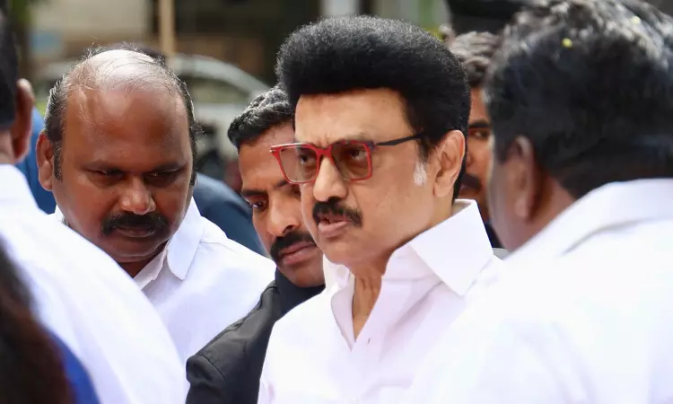 केंद्र सरकार के दफ्तरों से हिंदी हटाओ: CM Stalin केंद्र सरकार के दफ्तरों से हिंदी हटाओ: CM Stalin