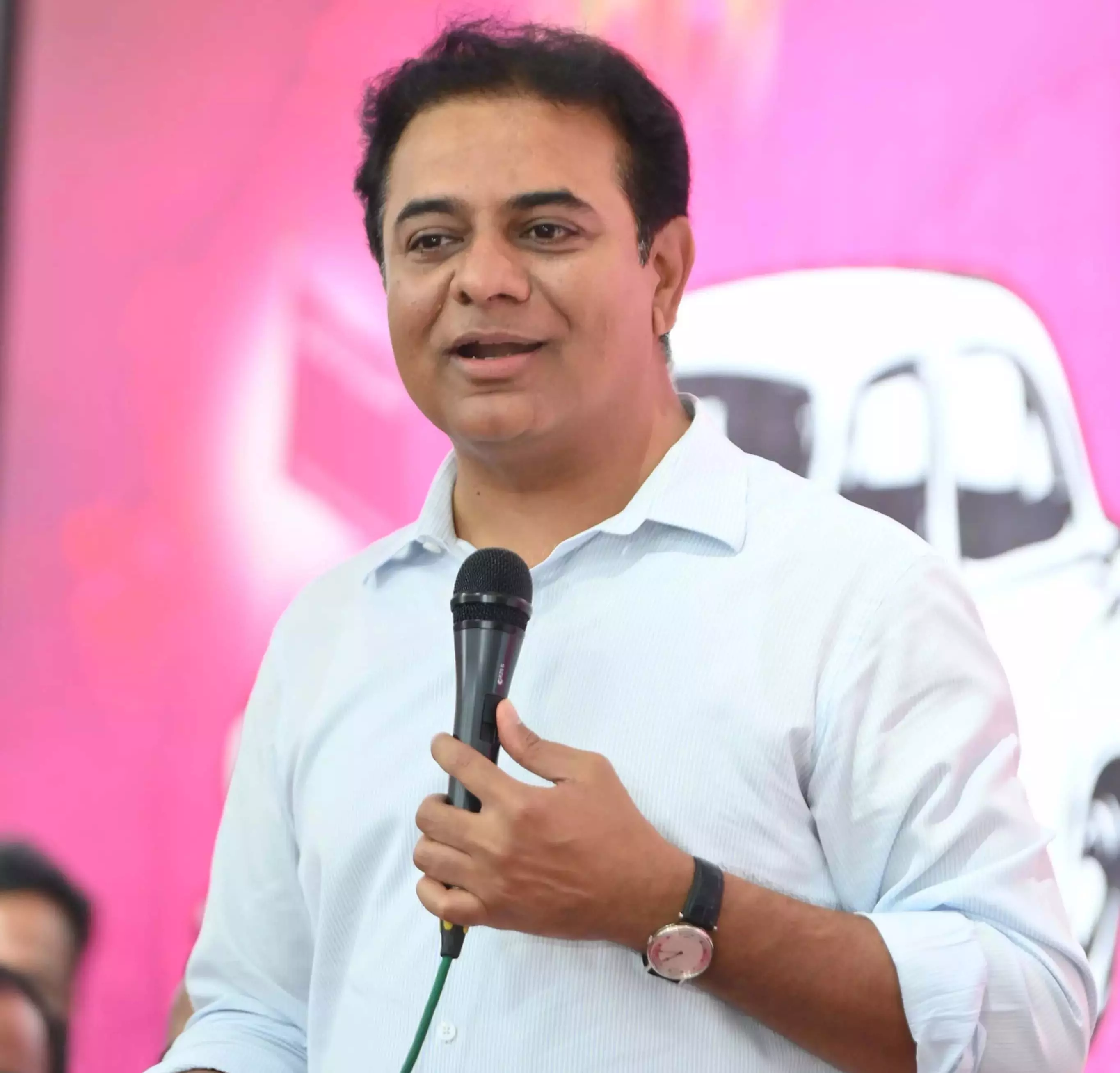 KTR की कांग्रेस सरकार की आलोचना उल्टी पड़ गई KTR की कांग्रेस सरकार की आलोचना उल्टी पड़ गई