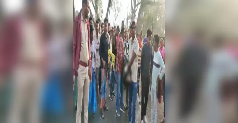 युवक को दिनदहाड़े गोली मारी, तस्करी विवाद में हत्या का शक युवक को दिनदहाड़े गोली मारी, तस्करी विवाद में हत्या का शक