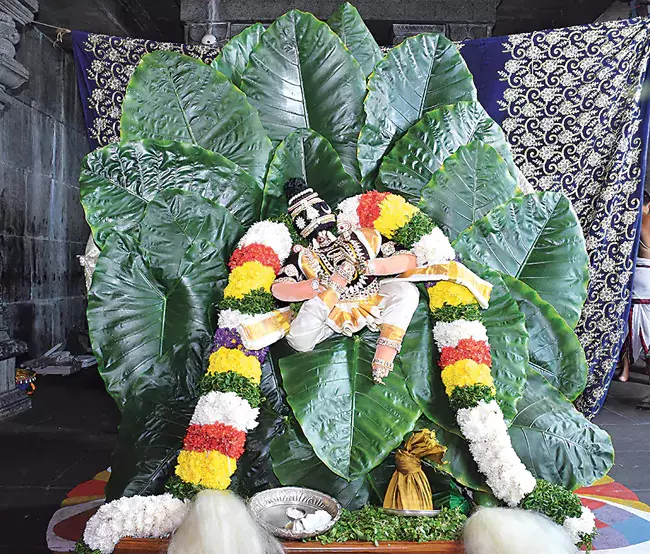 Andhra: भगवान नरसिम्हा स्वामी वटपत्र शयनकर्ता के रूप Andhra: भगवान नरसिम्हा स्वामी वटपत्र शयनकर्ता के रूप