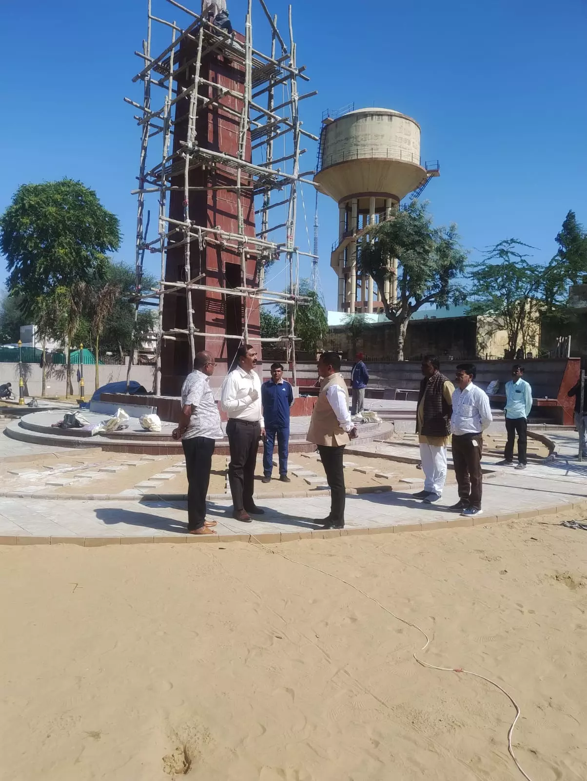 Churu: शौर्य और गौरव के प्रतीक वीरगति स्मारक का नवनिर्माण कार्य हो समयबद्ध पूरा Churu: शौर्य और गौरव के प्रतीक वीरगति स्मारक का नवनिर्माण कार्य हो समयबद्ध पूरा