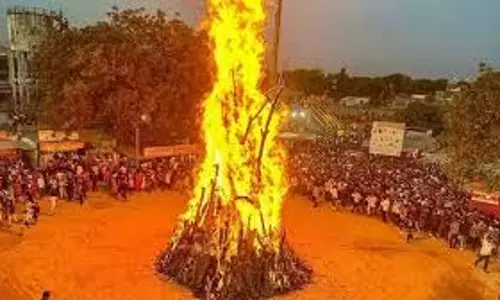 Holashtak 2025:   जानें महत्व और उपाय ,होलाष्टक के आठ दिनों में क्या करें और क्या न करें