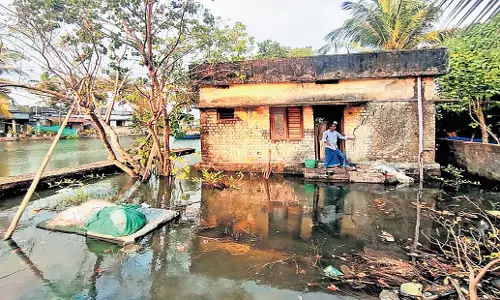 Kerala: भीषण जलभराव के कारण केरल से बड़े पैमाने पर पलायन