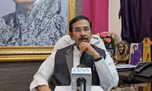 जादवपुर यूनिवर्सिटी में हिंसा पर बंगाल कांग्रेस अध्यक्ष ने कहा, पढ़ने की जगह होते हैं शैक्षिक संस्थान