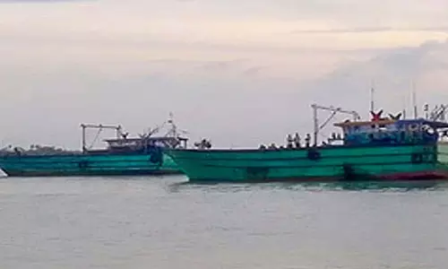 Kerala: केरल विधानसभा ने केंद्र से आग्रह करते हुए प्रस्ताव पारित किया Kerala: केरल विधानसभा ने केंद्र से आग्रह करते हुए प्रस्ताव पारित किया