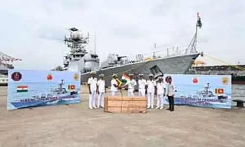 श्रीलंका में भारतीय युद्धपोत, रक्षा और समुद्री संबंधों को बेहतर बनाने पर जोर श्रीलंका में भारतीय युद्धपोत, रक्षा और समुद्री संबंधों को बेहतर बनाने पर जोर