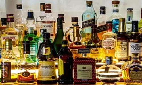 Karnataka: कर्नाटक में आबकारी बिक्री लक्ष्य से अधिक शराब की लत बढ़ी