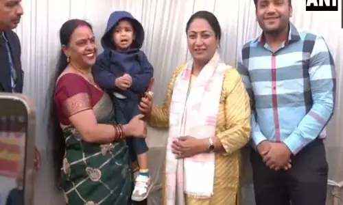 Delhi CM ने अपने आवास पर जन मिलन समारोह आयोजित किया
