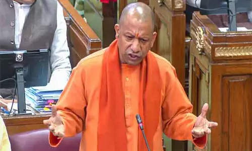 सीएम योगी के निर्देश के बाद अंसल प्रॉपर्टीज के खिलाफ FIR सीएम योगी के निर्देश के बाद अंसल प्रॉपर्टीज के खिलाफ FIR