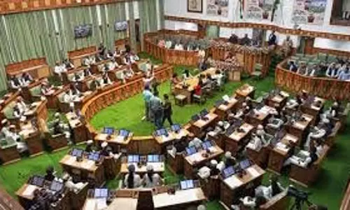 सरकार ने विधानसभा सत्र को भागों में समाप्त किया, प्रश्नकाल वापस लाया