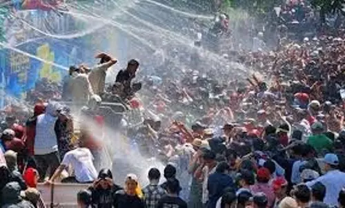 Himachal Pradesh: होली के त्यौहार के दौरान हथियारों पर रहेगा पूर्ण प्रतिबंध Himachal Pradesh: होली के त्यौहार के दौरान हथियारों पर रहेगा पूर्ण प्रतिबंध