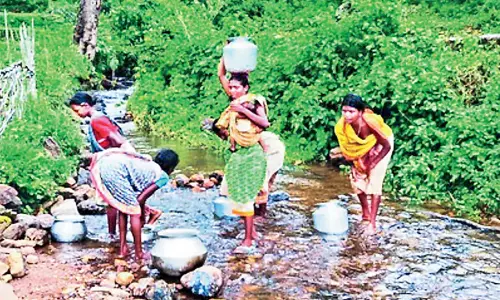 Odisha: गांवों में सुविधाएं पूरी नहीं हो रही