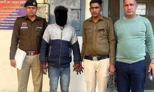 बेटी को नहर में धकेलने के आरोप में व्यक्ति गिरफ्तार, मामला दर्ज