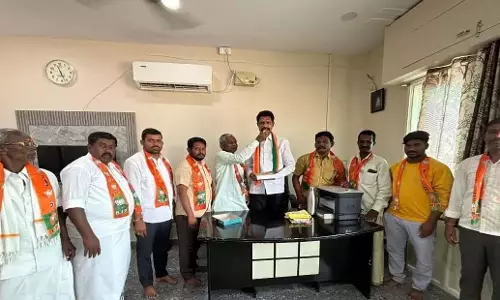 Telangana: भाजपा ने आइजा में एमएलसी की जीत का जश्न मनाया