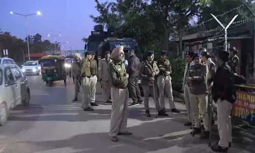 किसान मार्च के मद्देनजर Chandigarh में प्रवेश पर प्रतिबंध लगाने के लिए 18 नाके लगाए गए किसान मार्च के मद्देनजर Chandigarh में प्रवेश पर प्रतिबंध लगाने के लिए 18 नाके लगाए गए