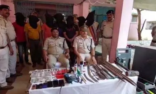 ओडिशा पुलिस ने अंतरराज्यीय एटीएम लूटने वाले गिरोह का भंडाफोड़ किया, आठ गिरफ्तार ओडिशा पुलिस ने अंतरराज्यीय एटीएम लूटने वाले गिरोह का भंडाफोड़ किया, आठ गिरफ्तार